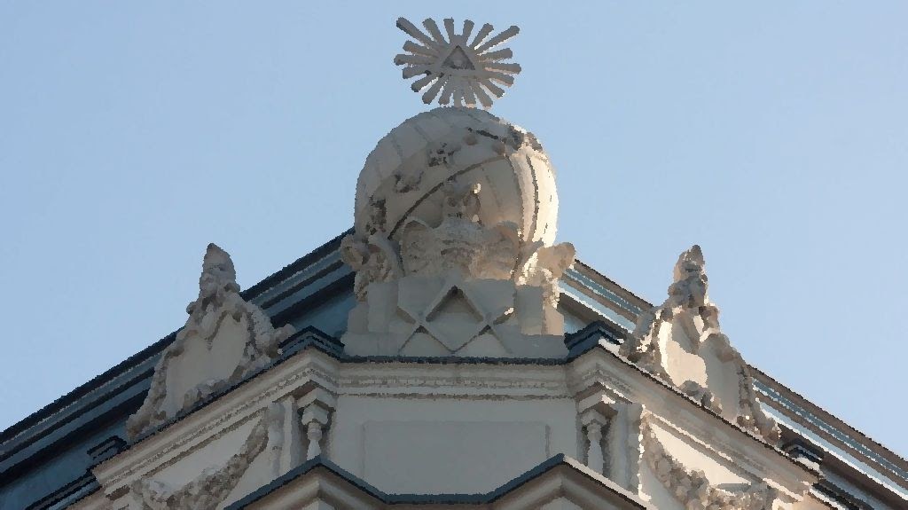 Podmaniczky utcai székház homlokzata